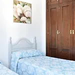 Будинок відпочинку Piso Saturno 1ºa Conil Коніль-де-ла-Фронтера